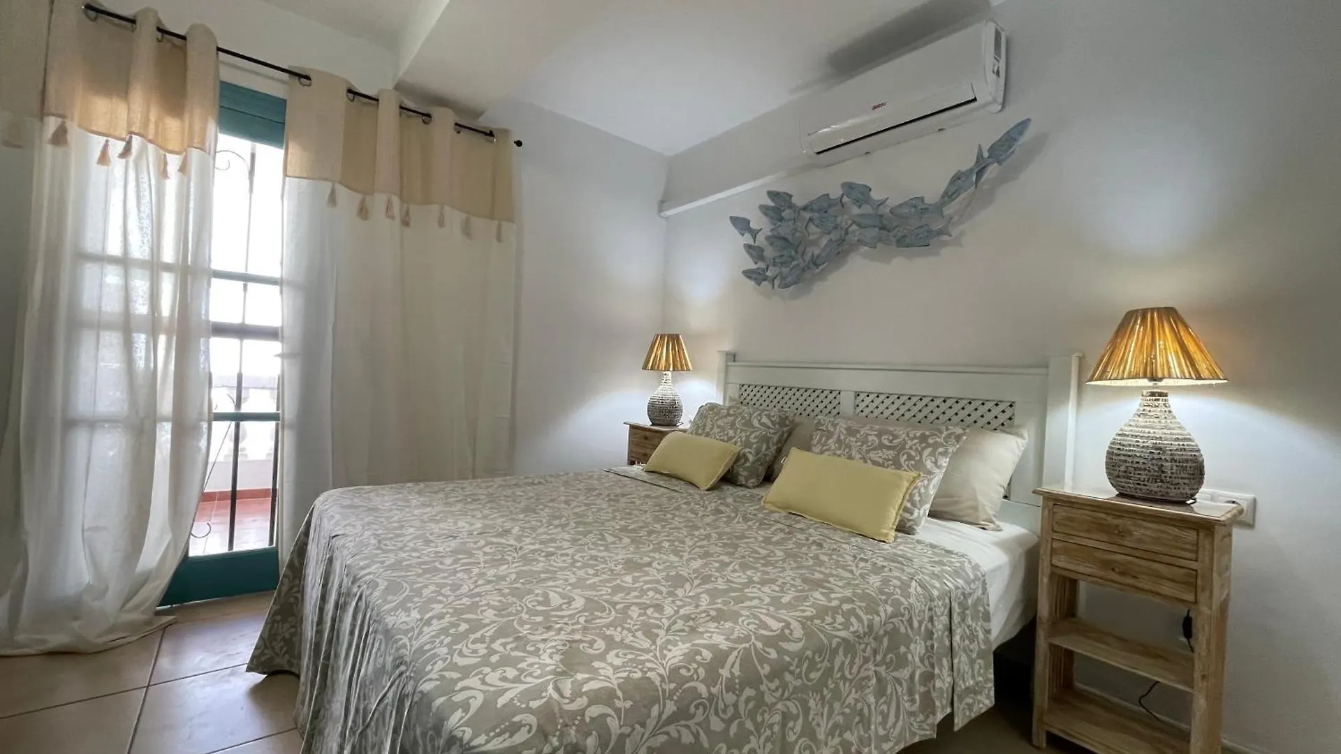 Port Royal Apartments, Heated Pool, Speed Wifi, Terrace Arona  Apartment Arona (Tenerife)